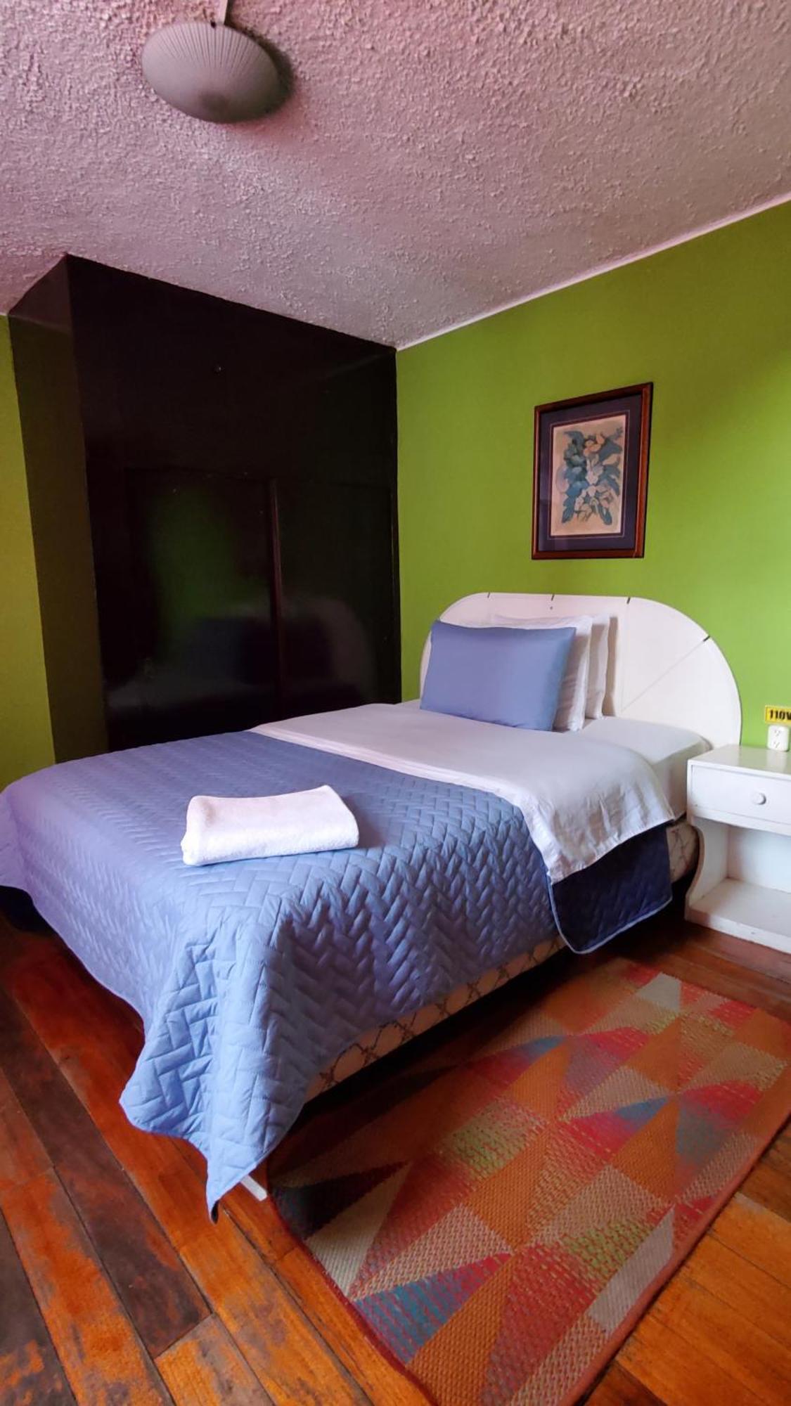 Hostal Bolívar Inn Quito Pokoj fotografie